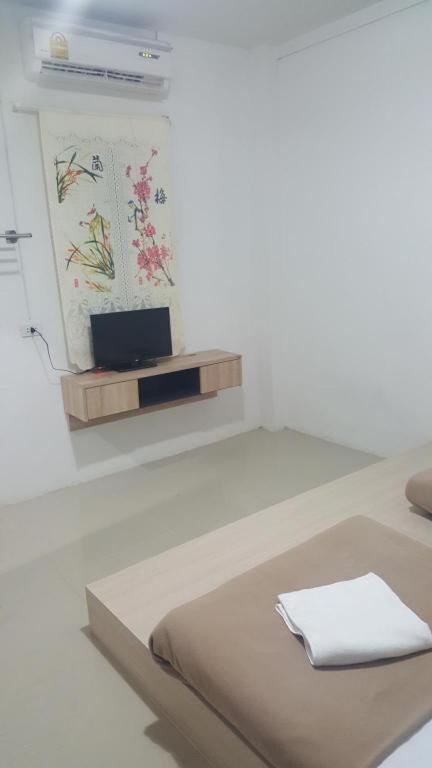Cheaper Room Сураттхани Экстерьер фото