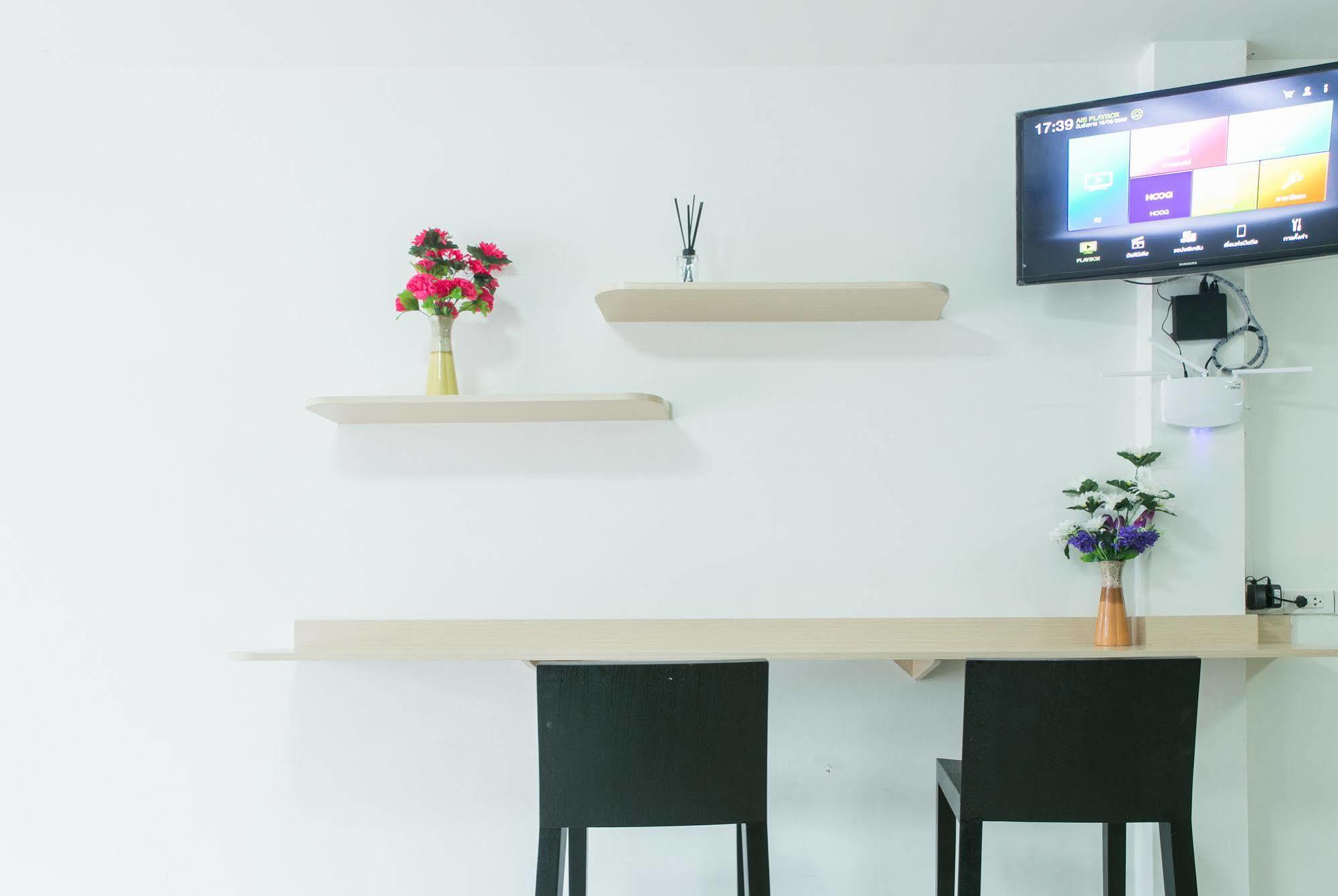 Cheaper Room Сураттхани Экстерьер фото